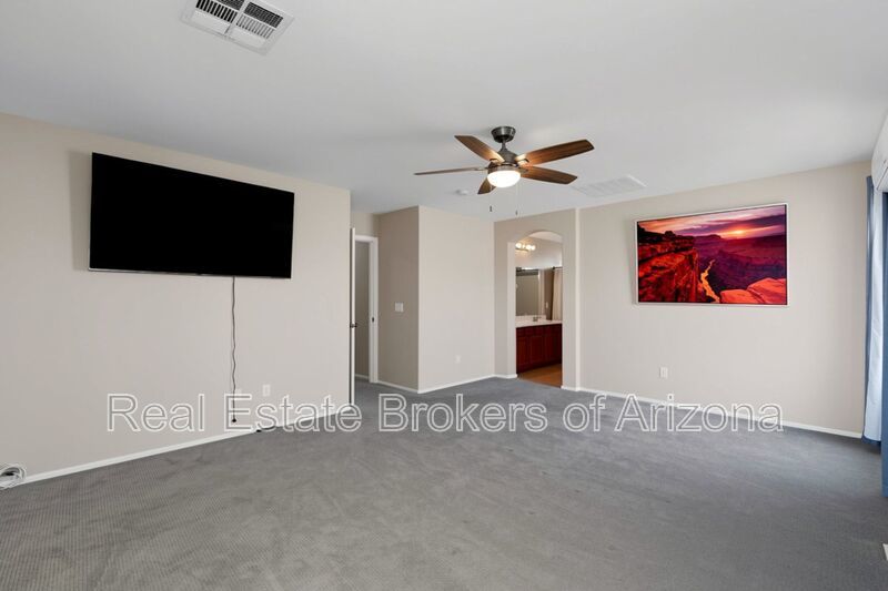 Gated Chandler Living | 4 Bedrooms in Top-Rated School District property image