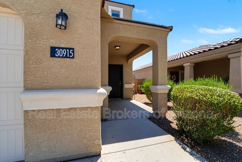 Tartesso Living | 4 Bed, Large Loft & Incredible Community Amenities property image