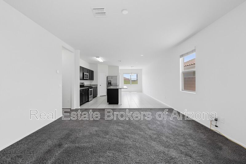 Tartesso Living | 4 Bed, Large Loft & Incredible Community Amenities property image