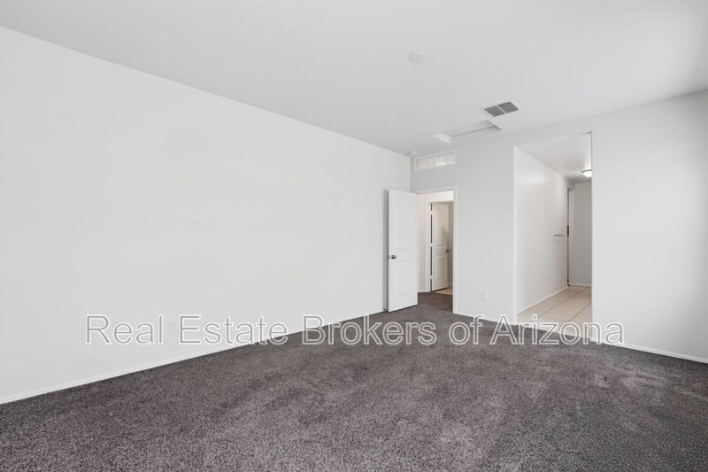 Tartesso Living | 4 Bed, Large Loft & Incredible Community Amenities property image