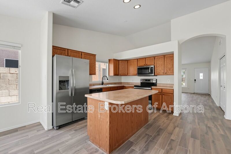 Major Updates Just Completed | 4 Bed Peoria Home with No HOA property image