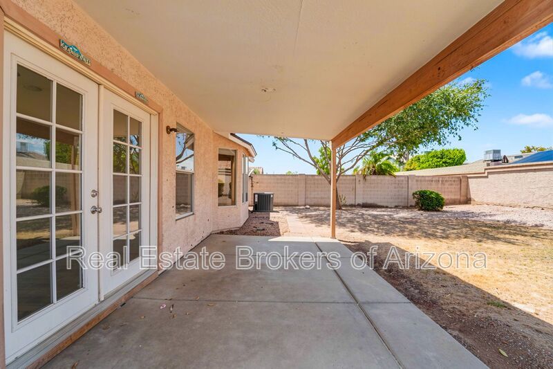 Major Updates Just Completed | 4 Bed Peoria Home with No HOA property image