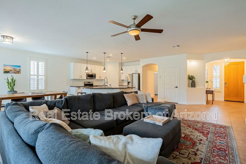 Phoenix Pool Home | 4 Bedrooms, Solar + Backyard Putting Green property image
