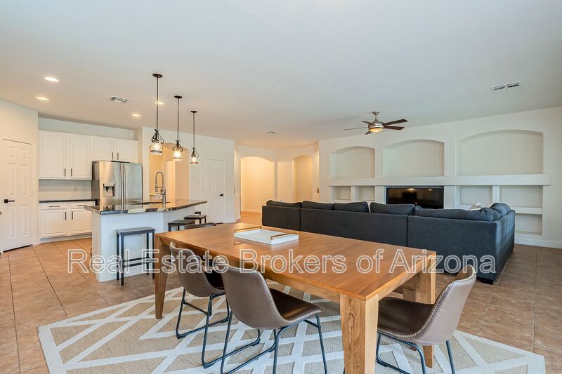 Phoenix Pool Home | 4 Bedrooms, Solar + Backyard Putting Green property image