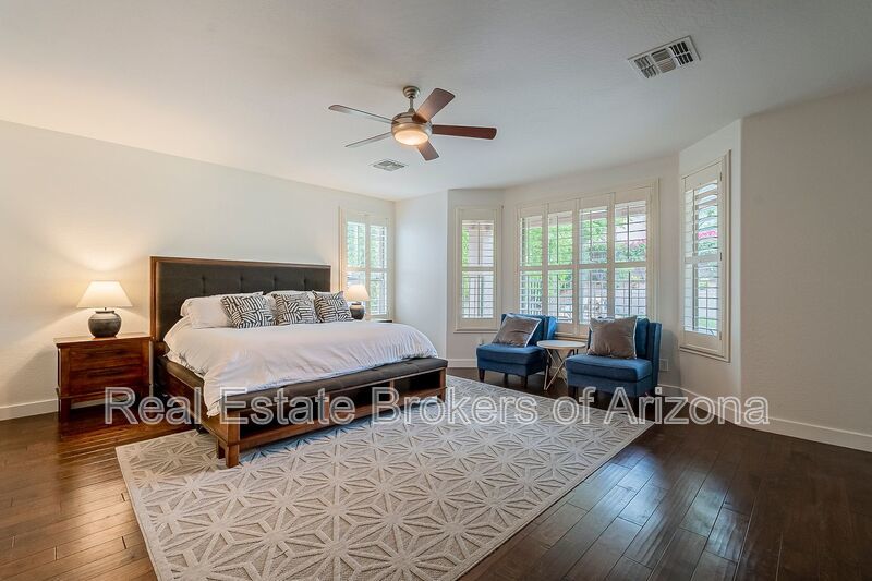 Phoenix Pool Home | 4 Bedrooms, Solar + Backyard Putting Green property image