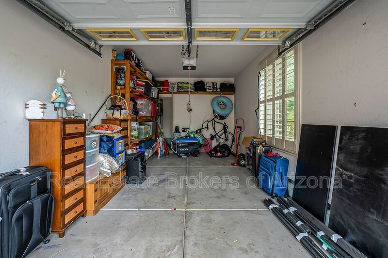Phoenix Pool Home | 4 Bedrooms, Solar + Backyard Putting Green property image
