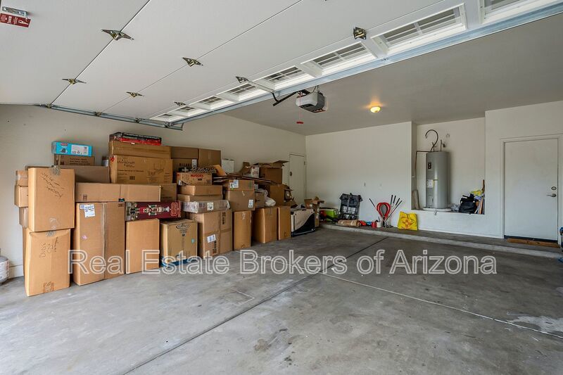 Phoenix Pool Home | 4 Bedrooms, Solar + Backyard Putting Green property image