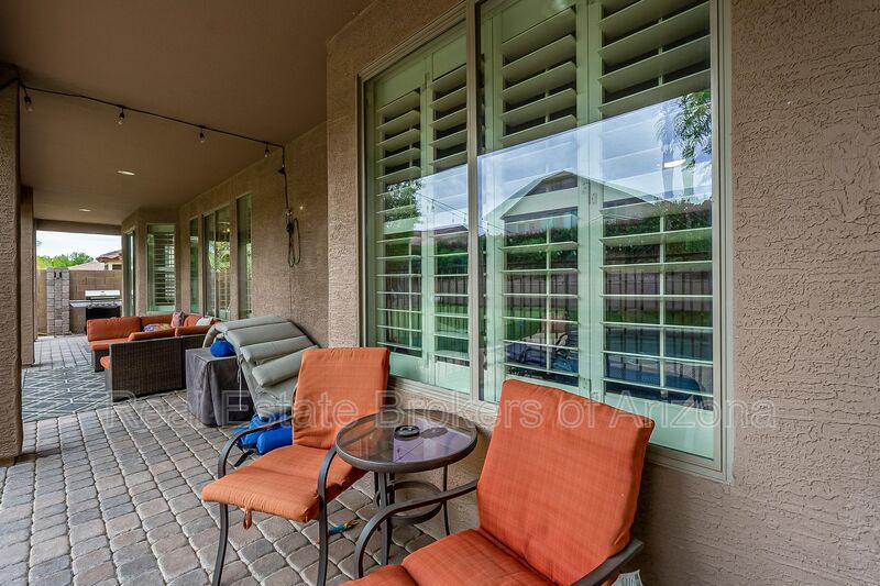 Phoenix Pool Home | 4 Bedrooms, Solar + Backyard Putting Green property image