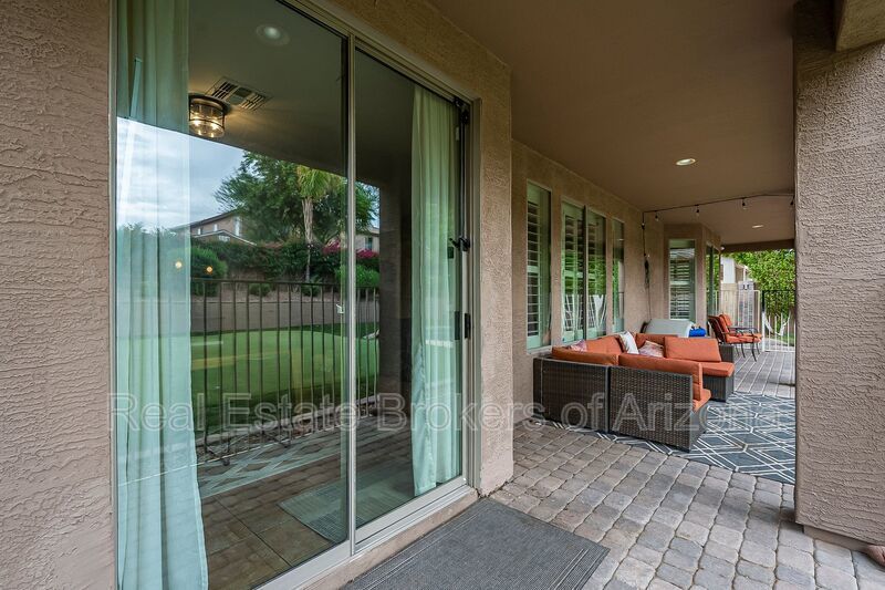 Phoenix Pool Home | 4 Bedrooms, Solar + Backyard Putting Green property image