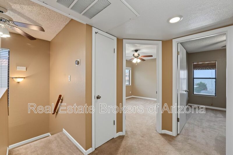 Spacious Mesa Townhome with Updated Kitchen & Utilities Included! property image