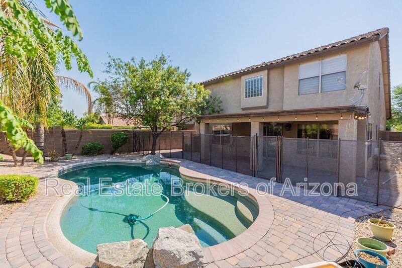Elegant Living: Custom Upgrades and Superior Comfort in Phoenix property image