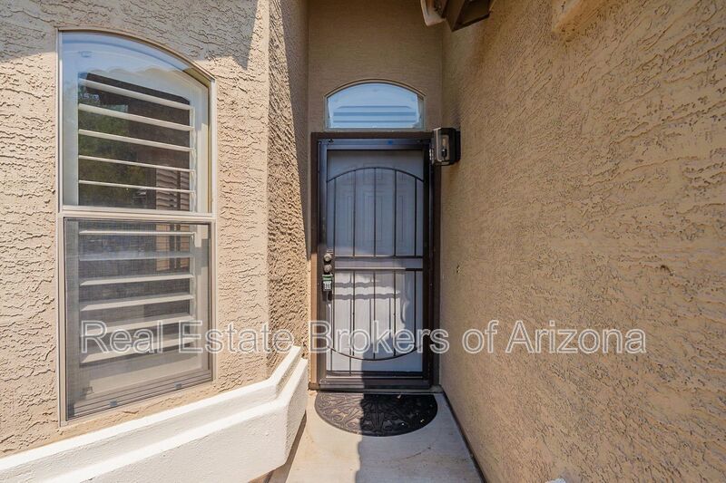 Elegant Living: Custom Upgrades and Superior Comfort in Phoenix property image