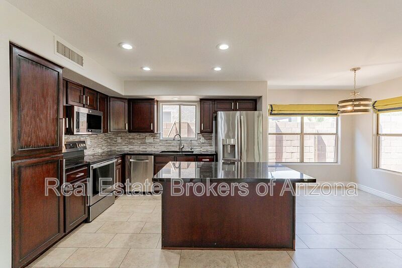 Elegant Living: Custom Upgrades and Superior Comfort in Phoenix property image