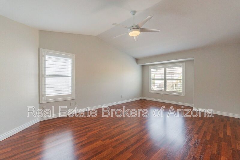 Elegant Living: Custom Upgrades and Superior Comfort in Phoenix property image