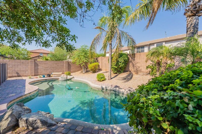 Elegant Living: Custom Upgrades and Superior Comfort in Phoenix property image