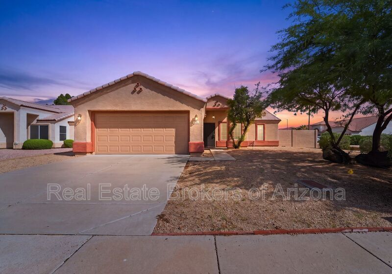 Spacious Glendale Home in Windrose | 3 Bedrooms, 2 Living Areas & Covered Patio! property image