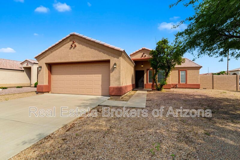 Spacious Glendale Home in Windrose | 3 Bedrooms, 2 Living Areas & Covered Patio! property image